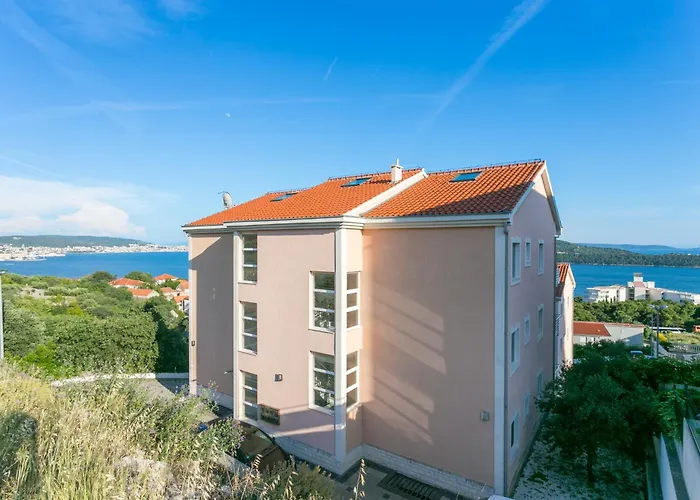 With Parking Space Seget Donji, - 21374 Apartamento