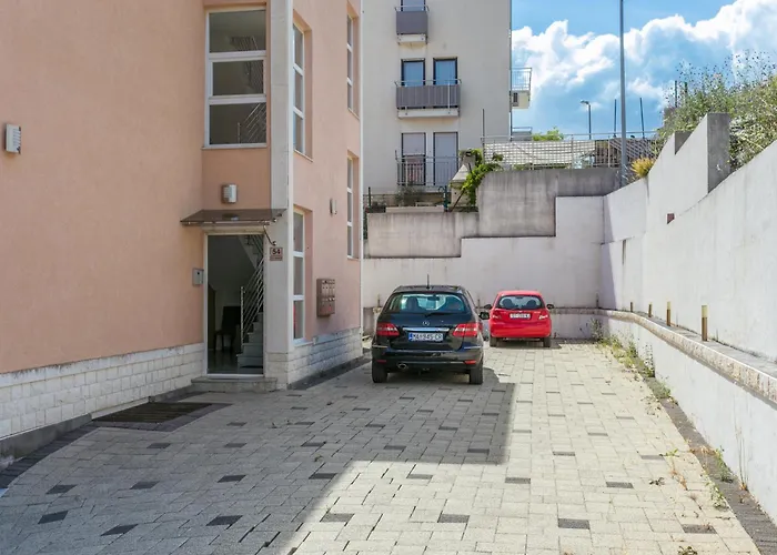 Apartamento With Parking Space Seget Donji, - 21374