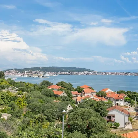 Apartmán With Parking Space Seget Donji, - 21374 Trogir